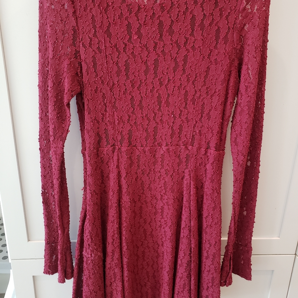 FREE-PEOPLE Teen Witch Fit Flare Plumeria Berry Lace Dress Sz. Medium